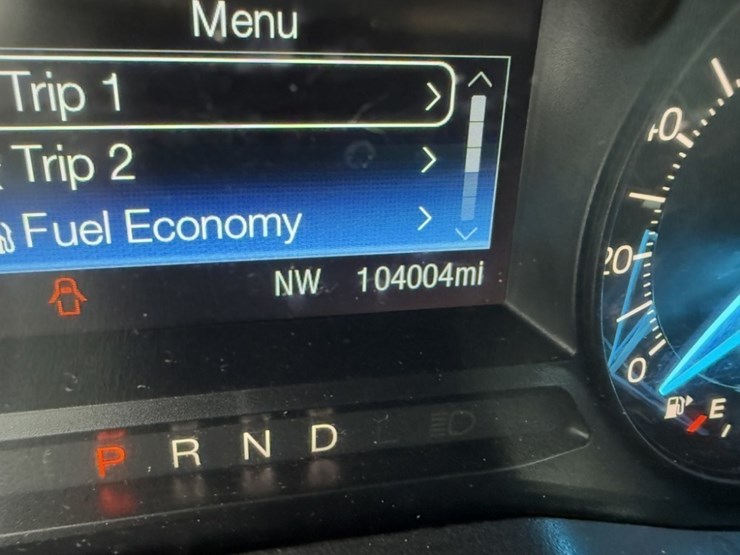 2017-ford-explorer-image-29