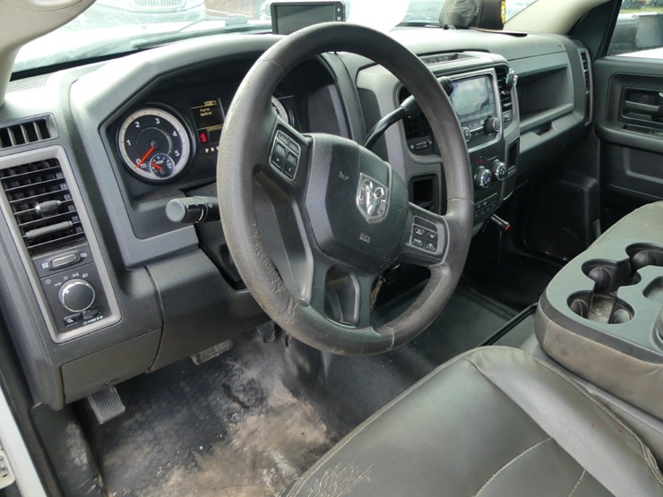 2017-dodge-ram-5500-image-15