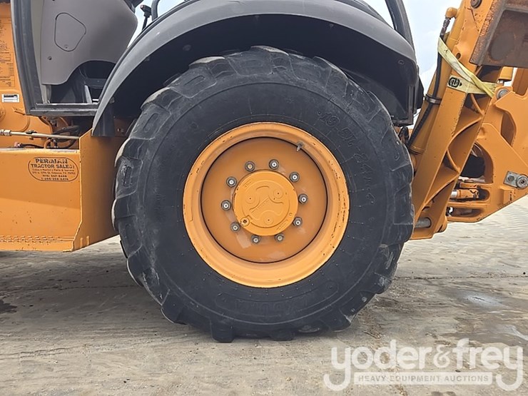 2004-case-580m-image-11