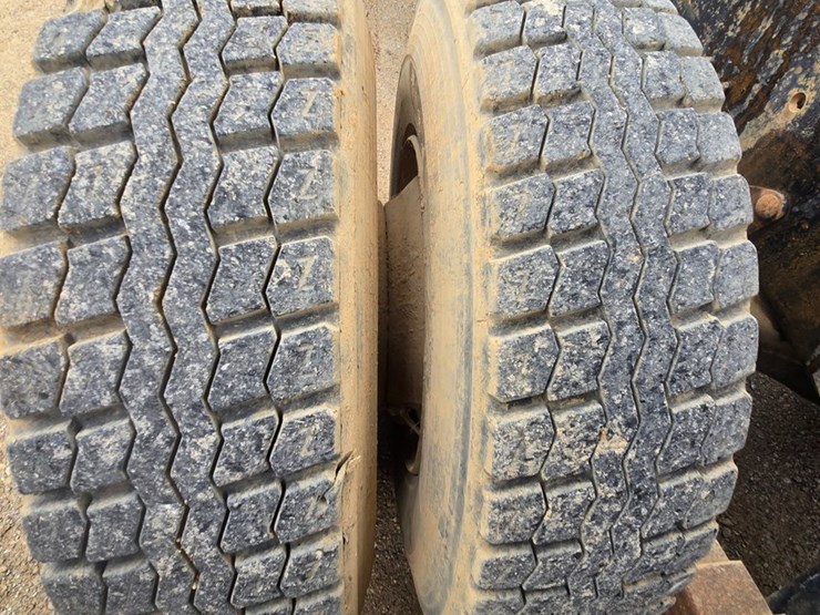 1996-mack-rd690s-image-75