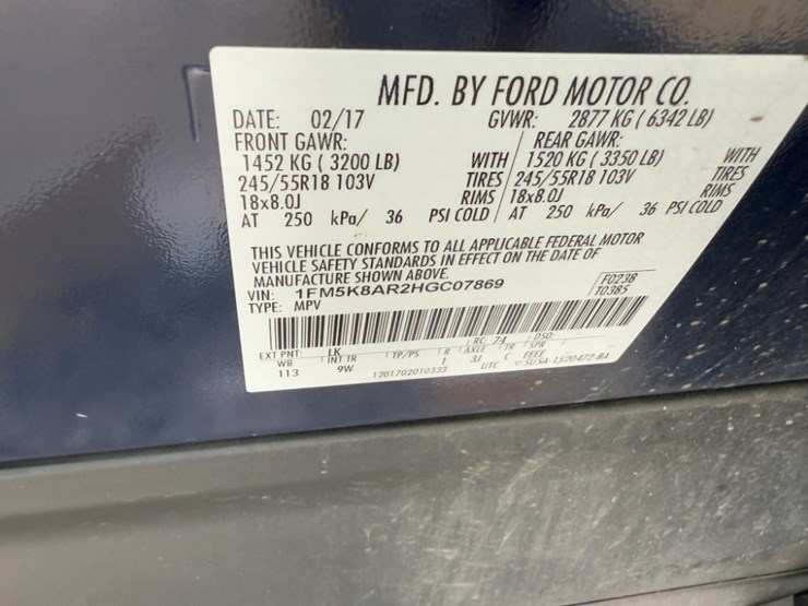 2017-ford-explorer-image-10