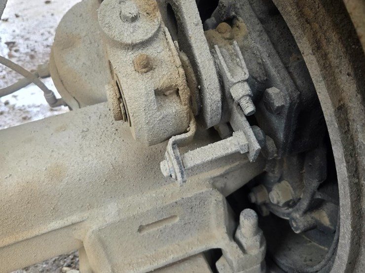 2001-mack-rd690s-image-96