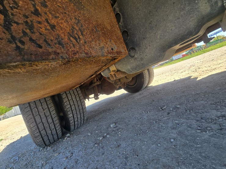 2011-ford-f350-image-62