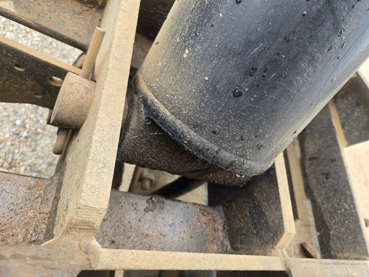 1996-mack-rd690s-image-28