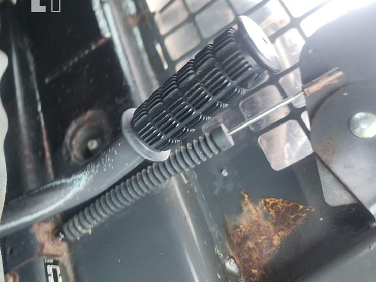 new-holland-ls150-image-8