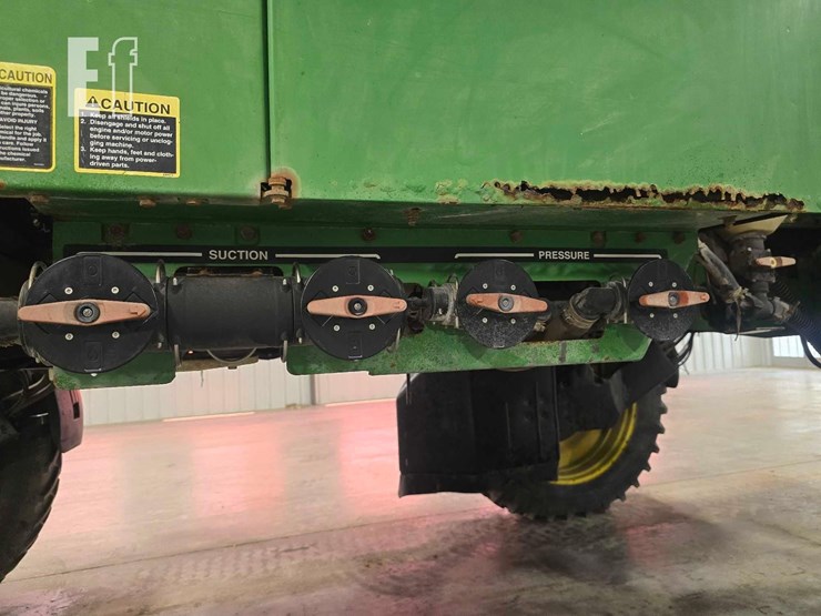 2000-john-deere-4710-image-16