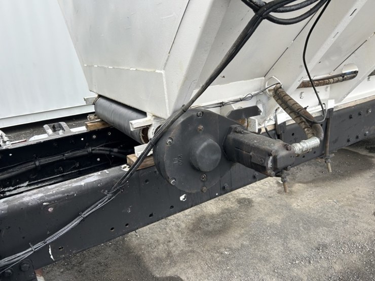 1994-peterbilt-377-image-34