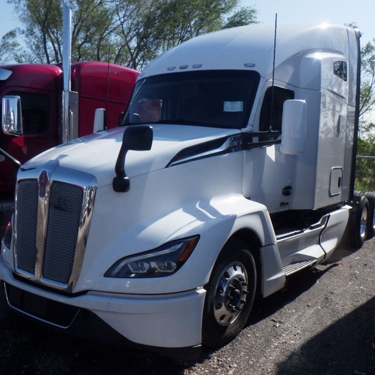 2022 KENWORTH T680