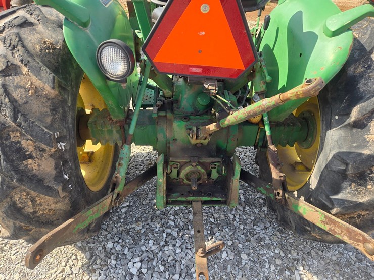 john-deere-2155-image-32