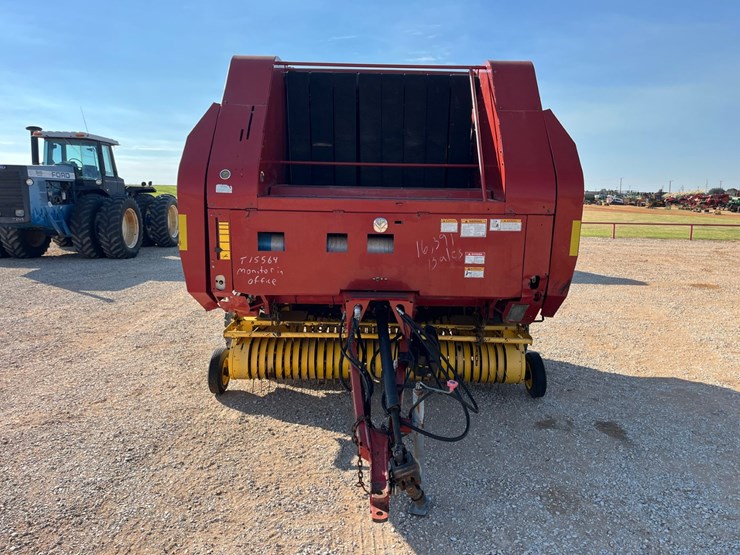 new-holland-br7090-image-5