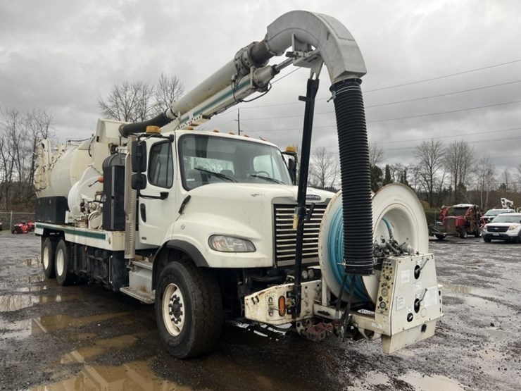 2011-freightliner-vac-con-t/a-vacuum-truck-image-2
