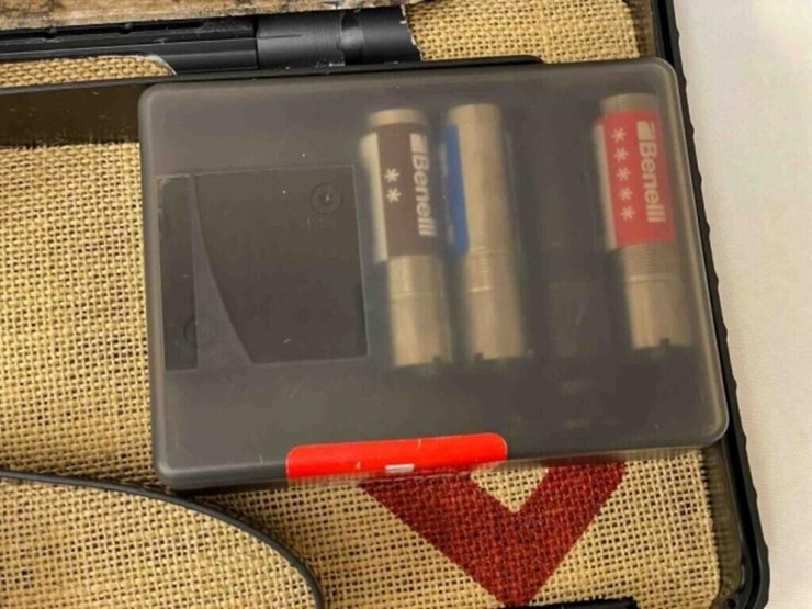 benelli-shotgun-image-10