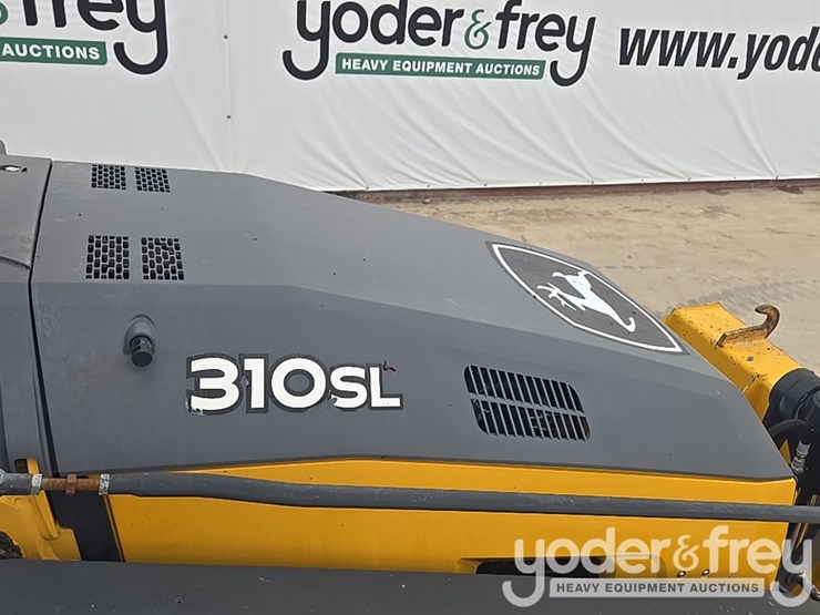 2021-deere-310sl-image-59