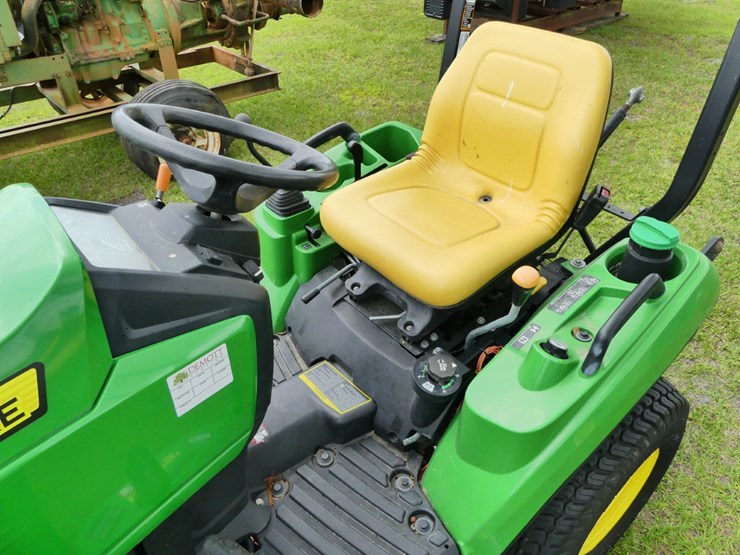 john-deere-1023e-image-11