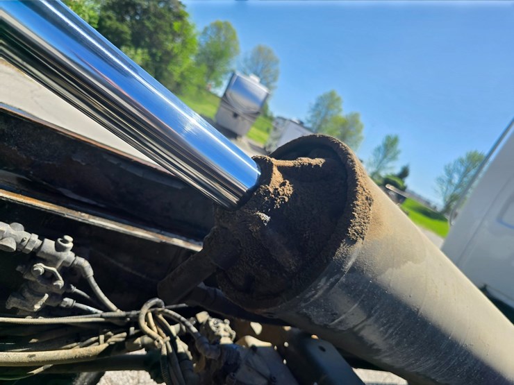 2009-sterling-acterra-image-65