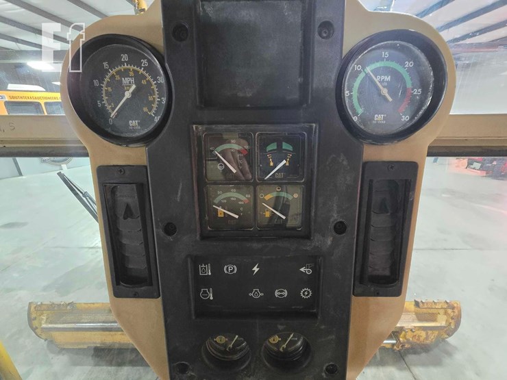 1997-caterpillar-143h-image-20