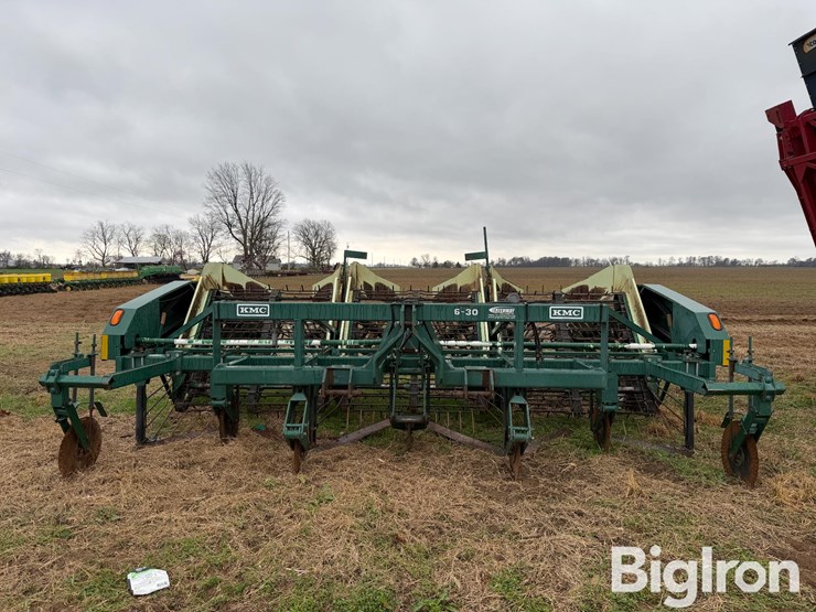 2012-kmc-6-30-peanut-digger-image-2