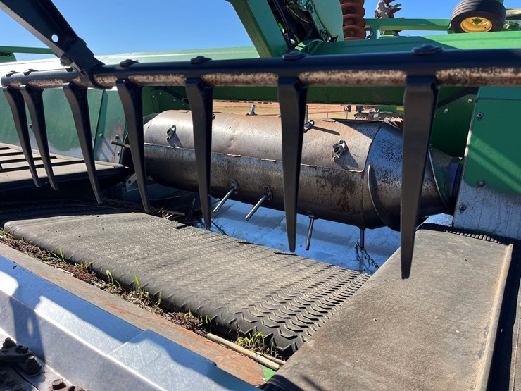 2016-john-deere-640fd-image-5