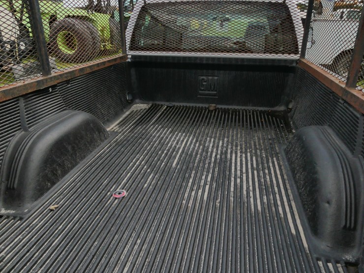 2006-chevrolet-2500hd-image-4