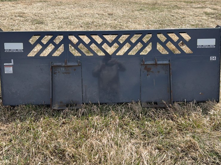 skid-steer-snow-bucket-image-3