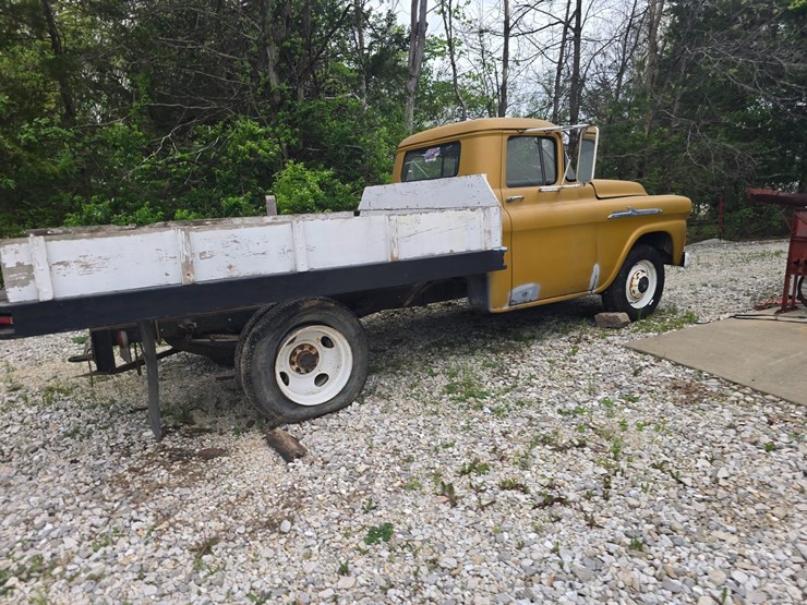 1958-chevrolet-apache-image-14