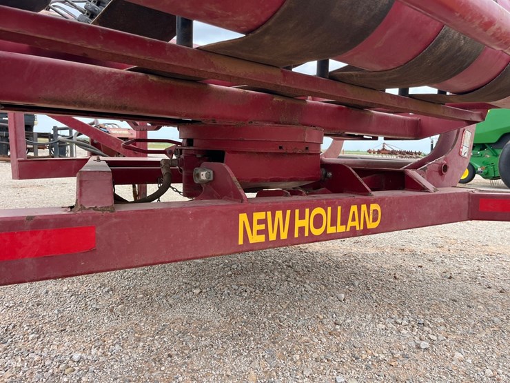 new-holland-b27p-image-9