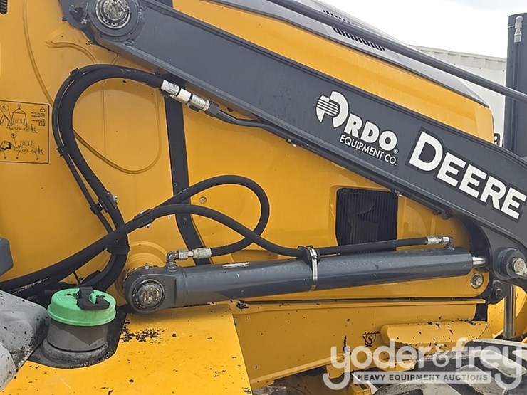 2021-deere-310sl-image-33