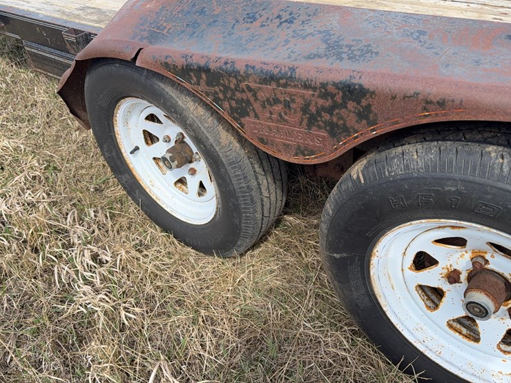 car-trailer-image-13