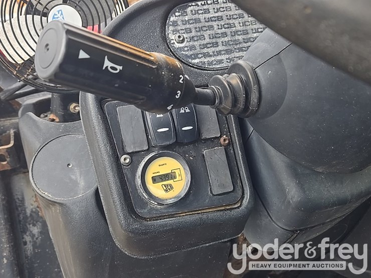 2017-jcb-510-56-image-95