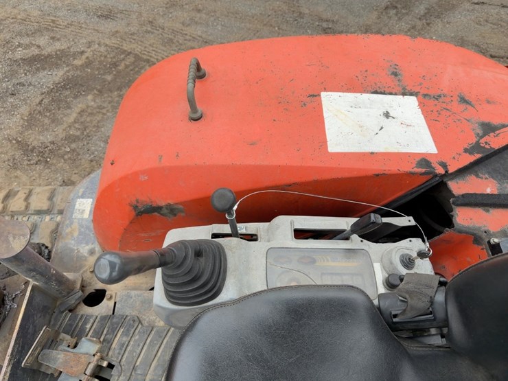 2004-kubota-kx121-3-image-28