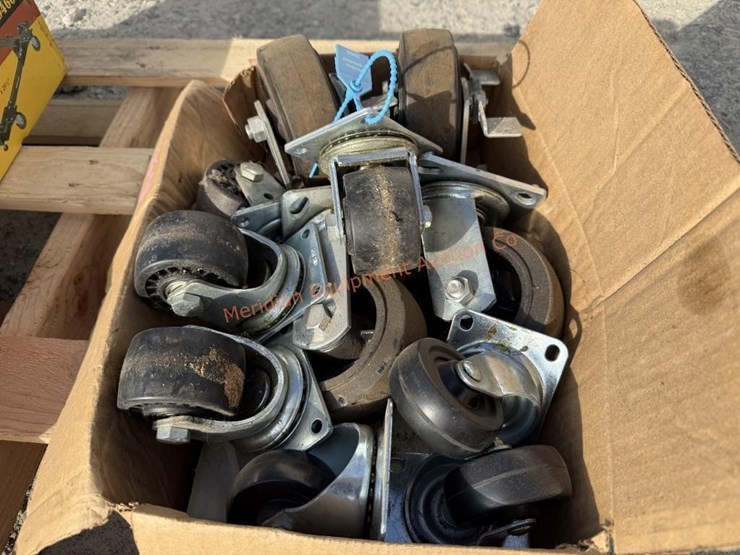 box-of-various-sized-casters-image-3
