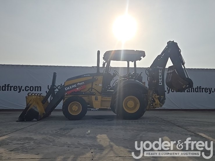 2021-deere-310sl-image-2