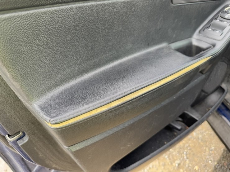 2018-ford-explorer-image-26