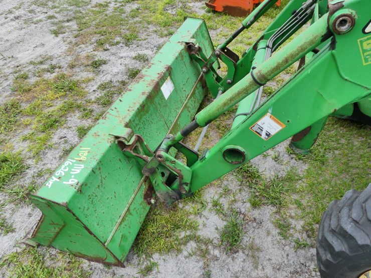 john-deere-4320-image-9