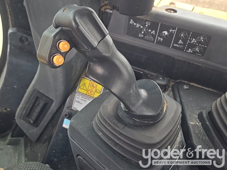 2019-caterpillar-d6-lgp-image-104