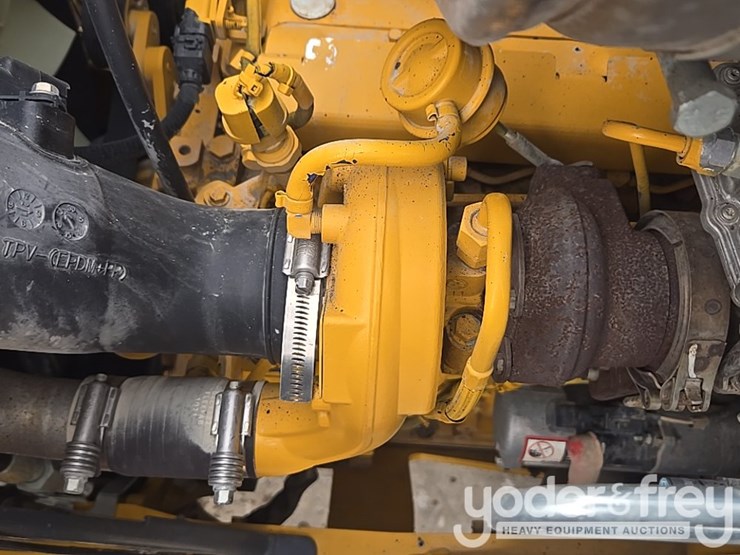 2021-deere-310sl-image-79