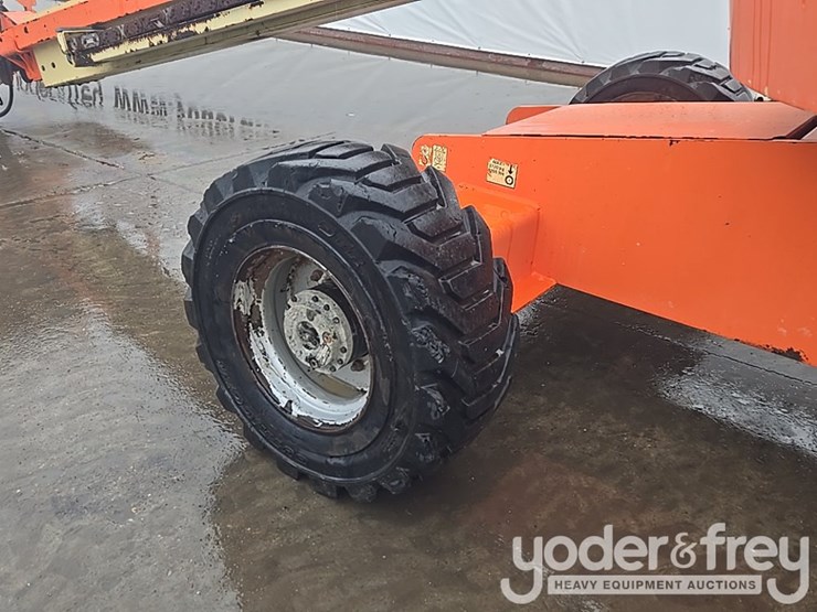 2008-jlg-400s-image-16