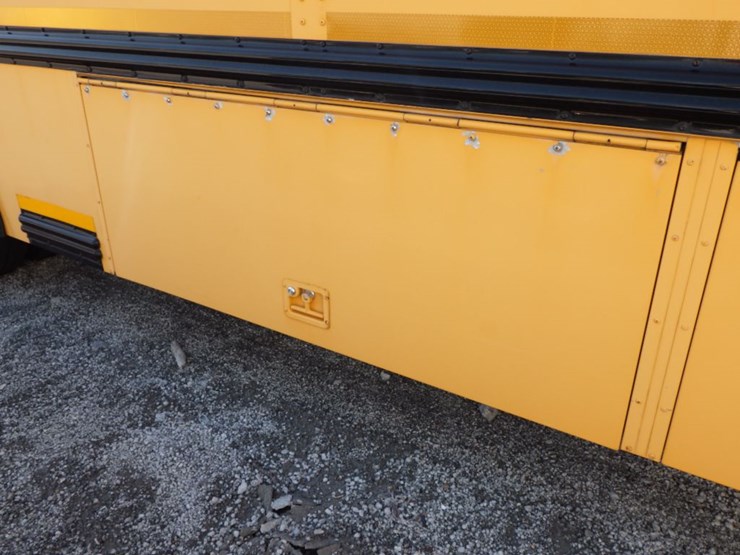 2011-travis-]-image-12