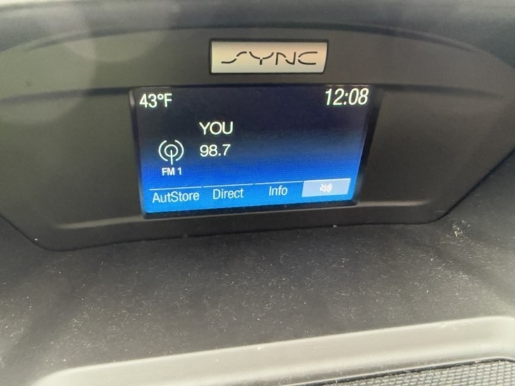 2017-ford-escape-image-28