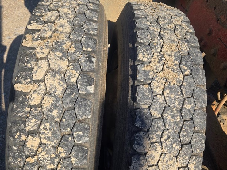 1987-peterbilt-379-image-91