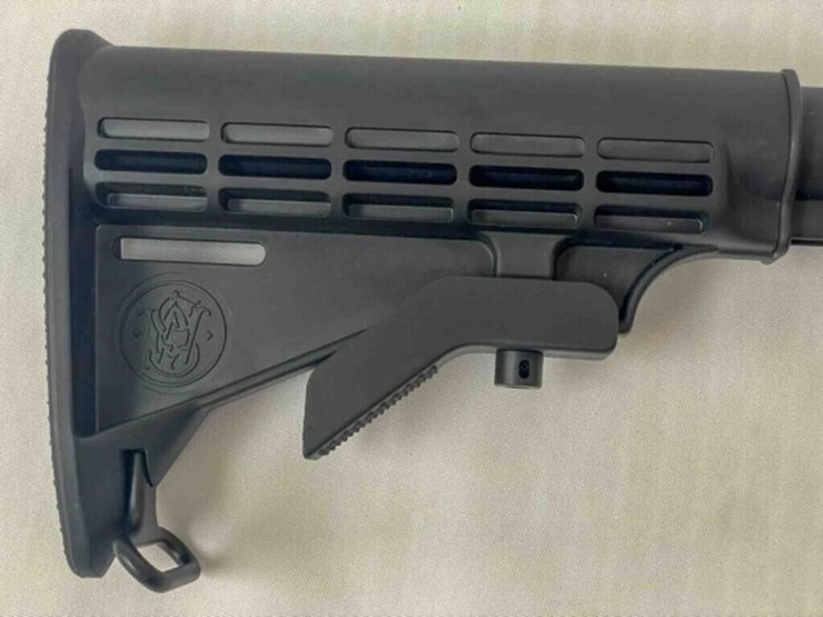 smith-&-wesson-rifle-image-2