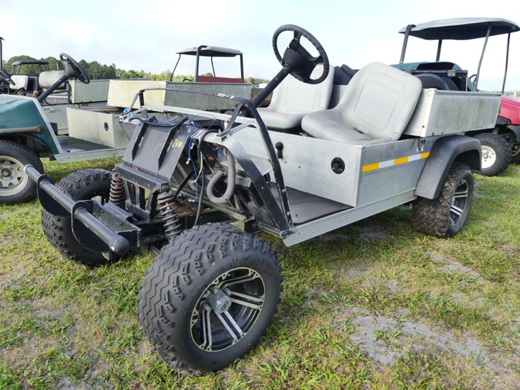 club-car-turf-2-image-1