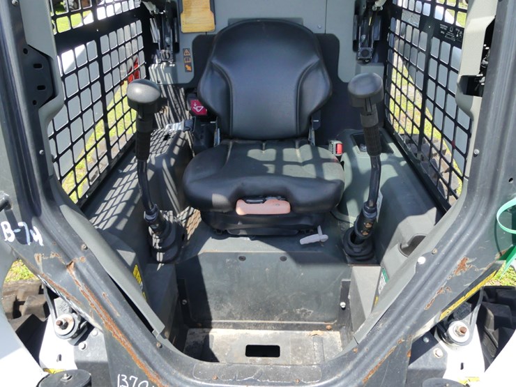 2022-bobcat-s76-image-12