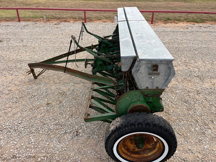 john-deere-16-image-13