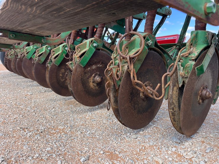 john-deere-b-image-8