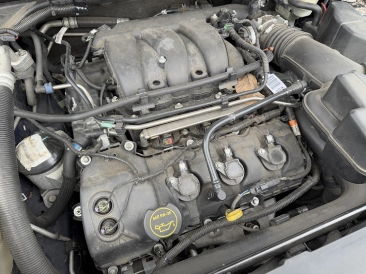 2017-ford-explorer-image-11