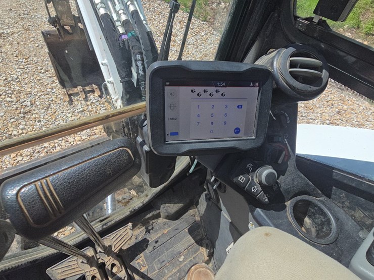 2022-bobcat-e50-image-67