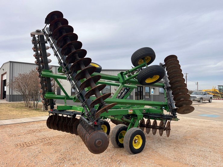 1990-john-deere-630-image-7