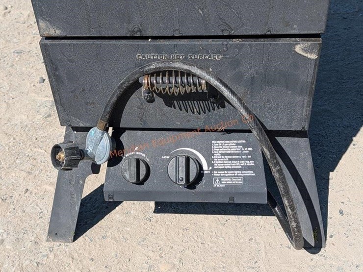 char-broil-smoker-image-5