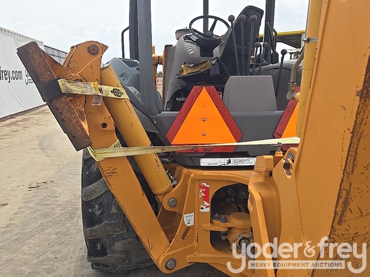 2004-case-580m-image-33